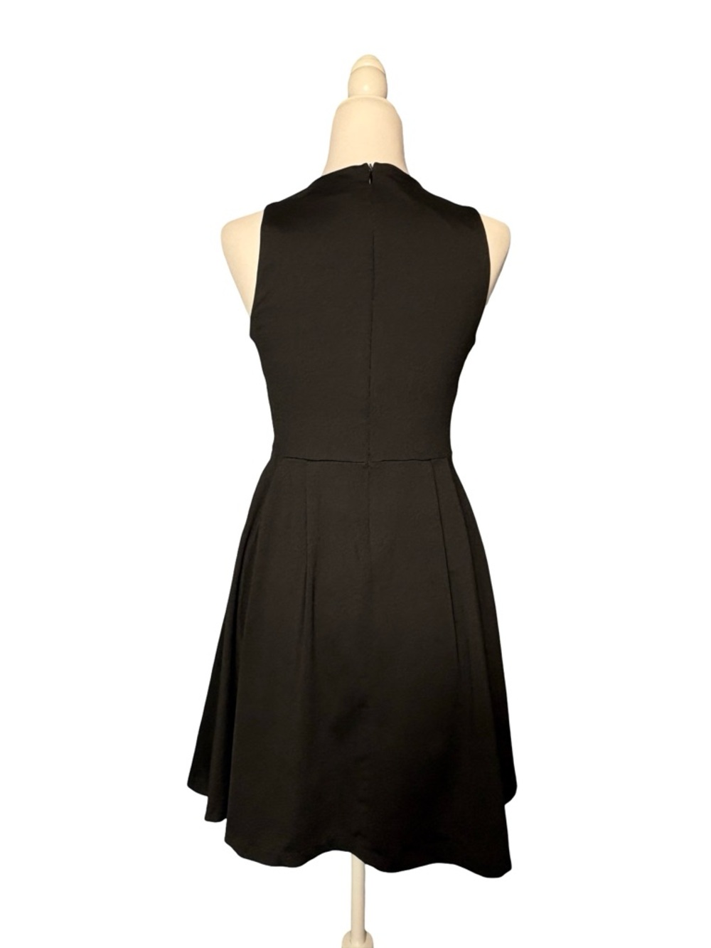 CYNTHIA ROWLEY BLACK FIT & FLARE DRESS CUTOUT DETAIL S EUC! - Picture 13 of 14
